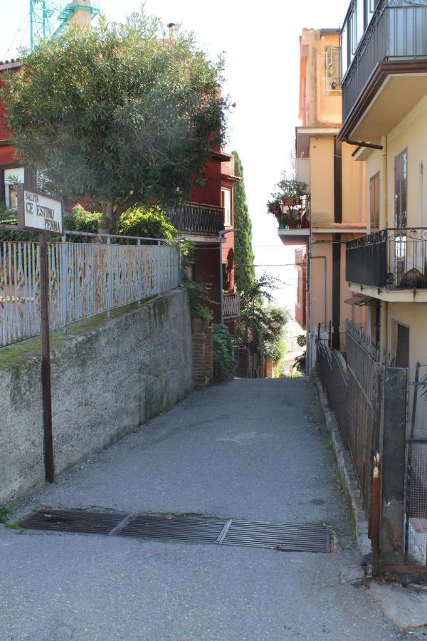 Taormina Casa Liliana Apartment ภายนอก รูปภาพ