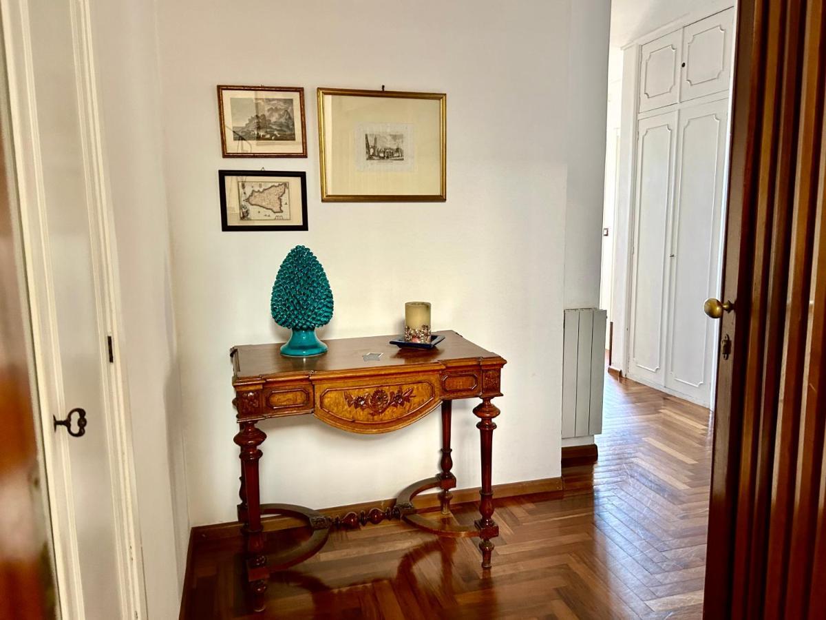 Taormina Casa Liliana Apartment ภายนอก รูปภาพ